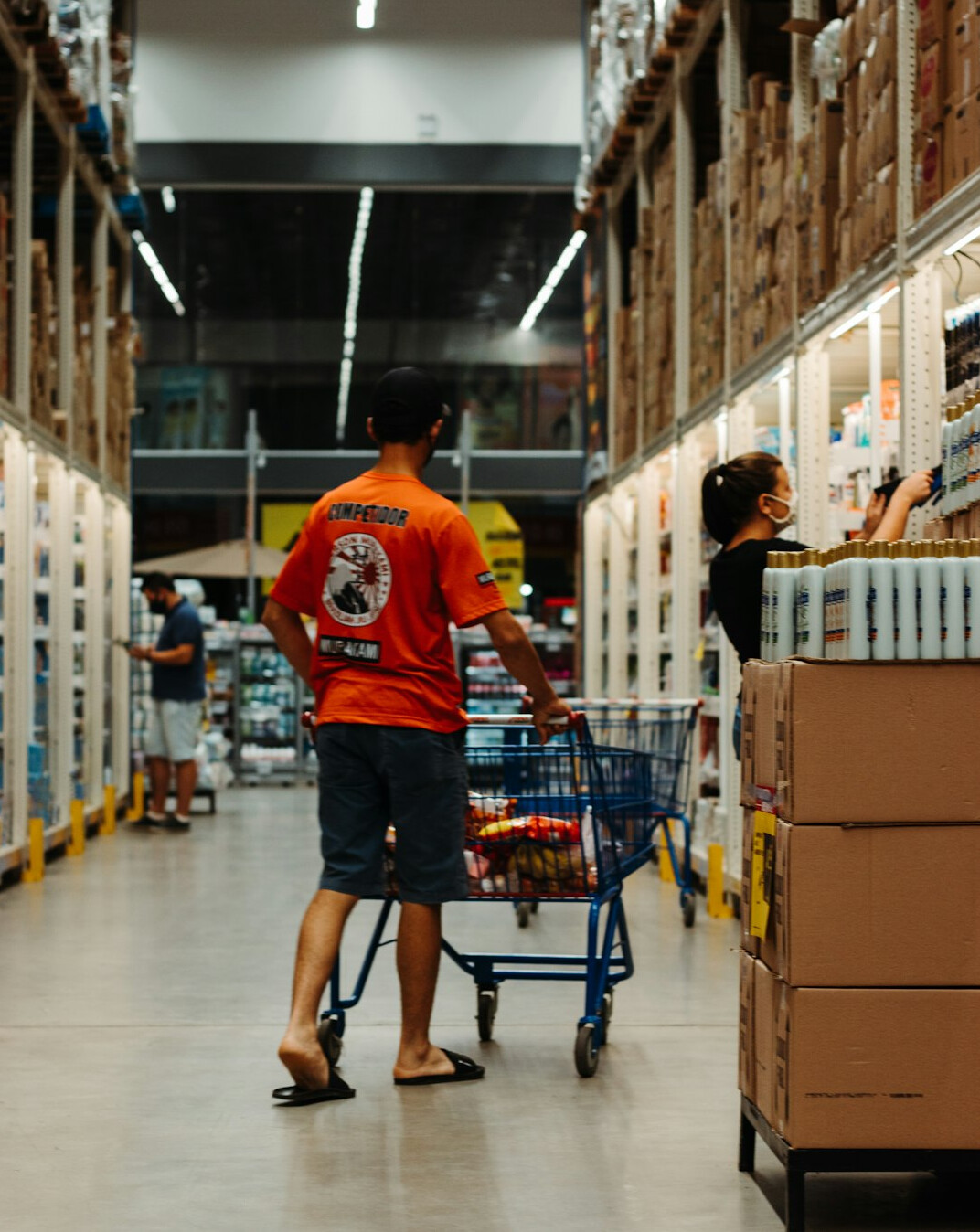 store employee training